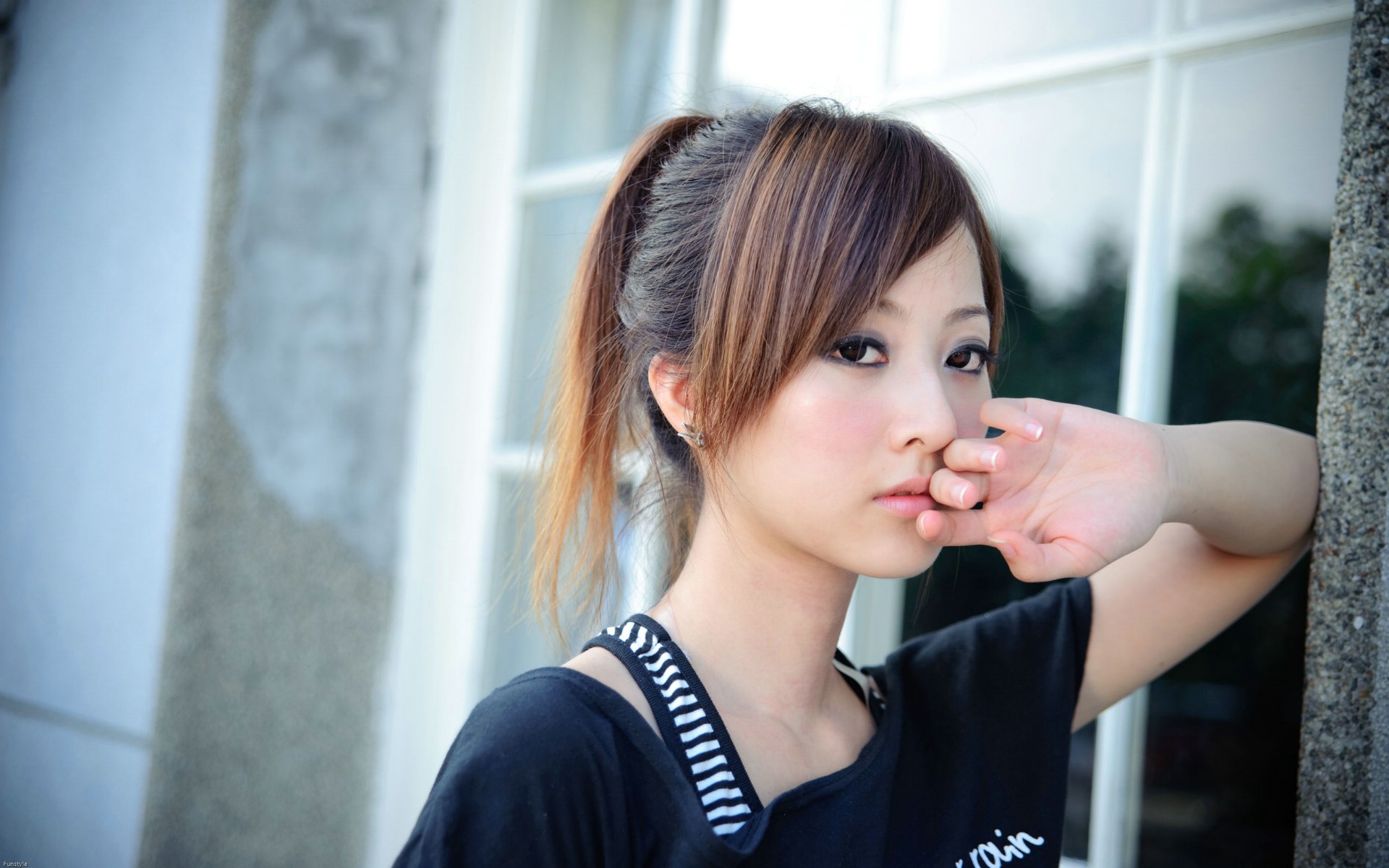 Lisa红色战衣