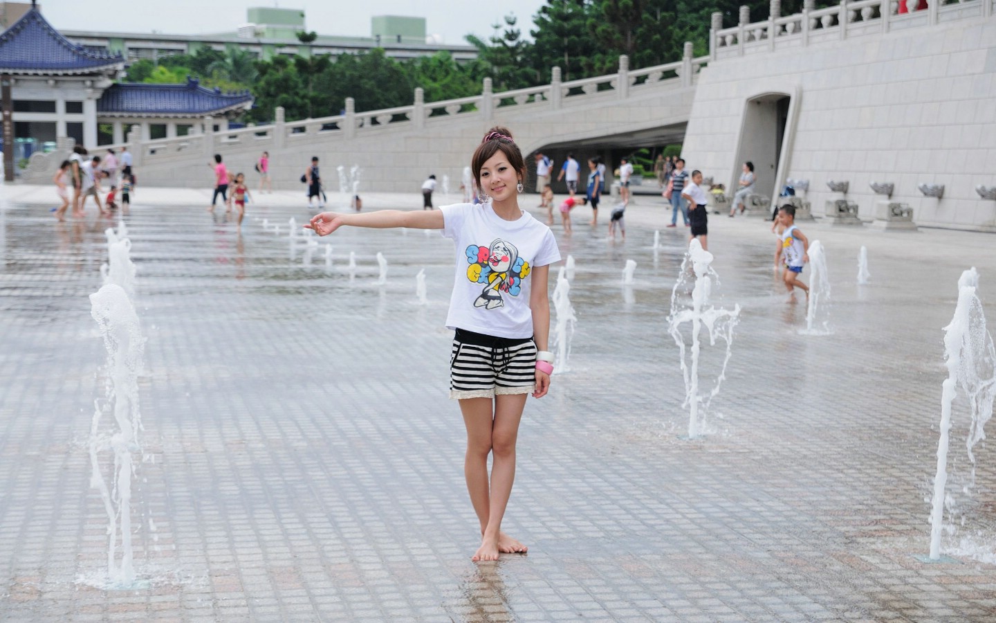 <em>壁纸</em>1440×900高清台湾宽屏<em>美女壁纸壁纸</em>,高